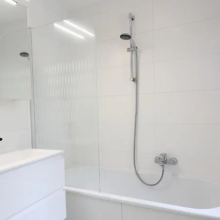 Amazing In With Wifi Lägenhet Oostende